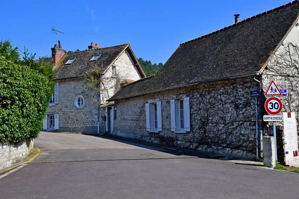 Giverny, Francia - 25 de marzo de 2017: pintoresco pueblo — Foto de Stock