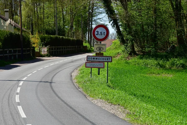 Gommecourt; France - april 21 2018 : contryside — Stock Photo, Image