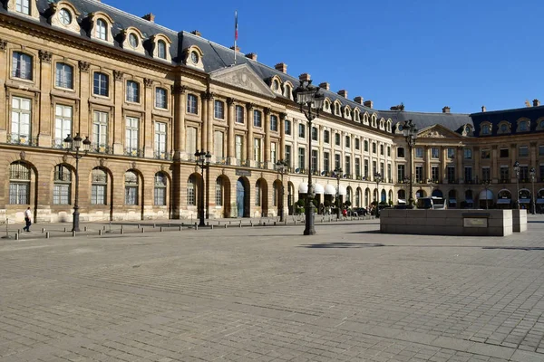 Paris; França - 4 de agosto de 2018: Place Vendome — Fotografia de Stock