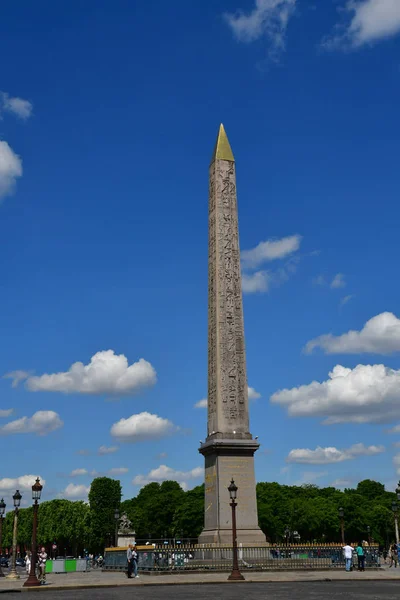 Paříž; Francie - 2 duben 2017: Place de la Concorde — Stock fotografie