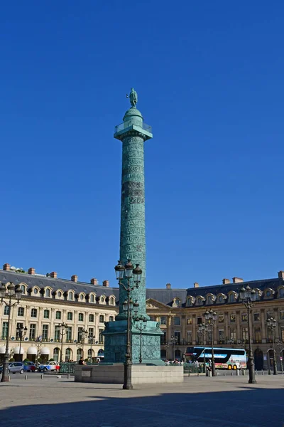 Paris; França - 2 de abril de 2017: Place Vendome — Fotografia de Stock