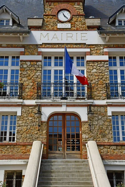 Vernouillet; France - july 2 2018 : the town hall — Stock Photo, Image