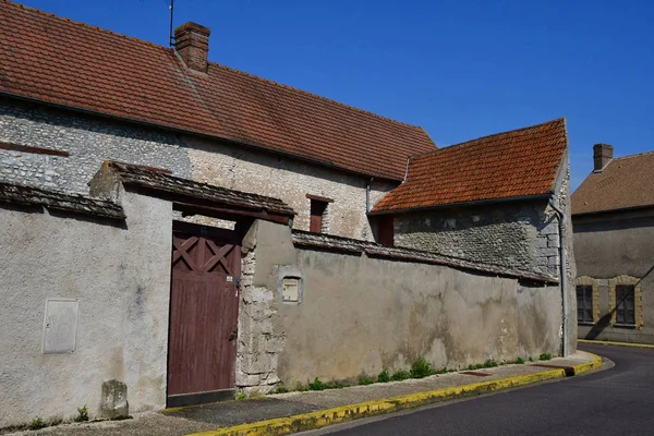 Limetz Villez; França - 27 de março de 2017: pitoresca aldeia — Fotografia de Stock