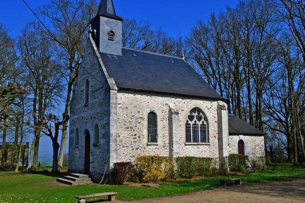 Jeufosse, Notre Dame de la Mer; Франція - May 6 2018: chapel — стокове фото