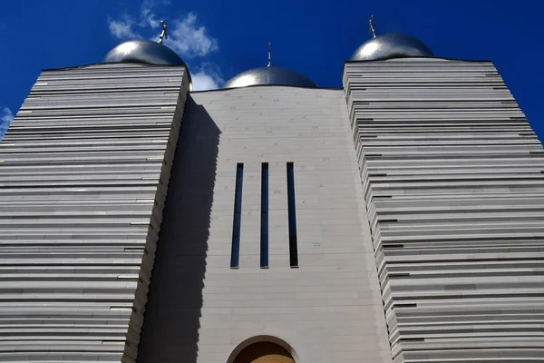 Paris ; France - 2 avril 2017 : la Sainte Trinité cathedra — Photo