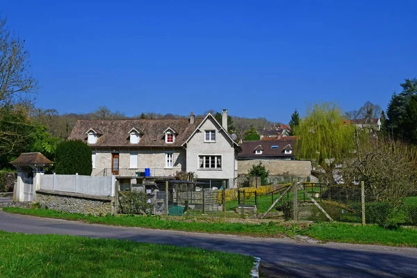 Saint Cyr en Arthies, France - March 16 2017: village center — стоковое фото