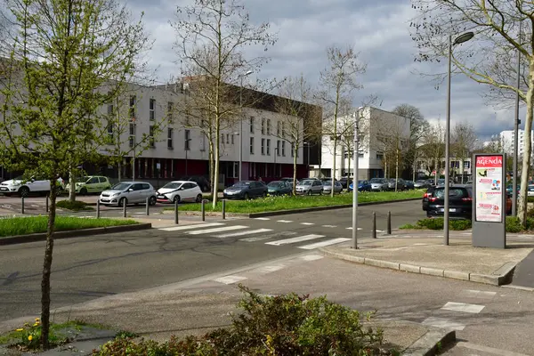 Les Mureaux; France - may 8 2018 : city centre — Stock Photo, Image