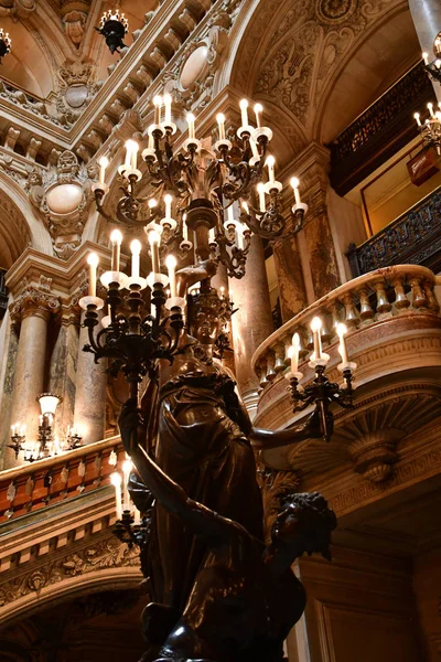 Paris; França - 4 de agosto de 2018: Opera de Paris — Fotografia de Stock