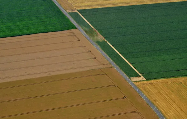 Ecouis, Frankrike - juli 7 2017: Flygbild av landskapet — Stockfoto