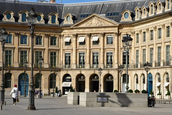 Paris; França - 4 de agosto de 2018: Place Vendome — Fotografia de Stock