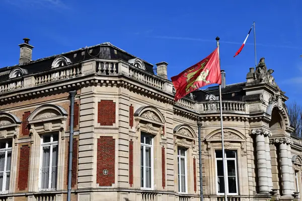 Elbeuf, Francia - 30 de marzo de 2017: cámara de comercio —  Fotos de Stock