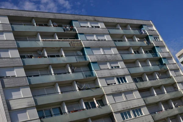 Les Mureaux; França - 8 de maio de 2018: centro da cidade — Fotografia de Stock