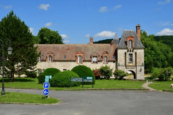 Janville sur juine; france - juni 3 2018: schloss gillevoisin — Stockfoto