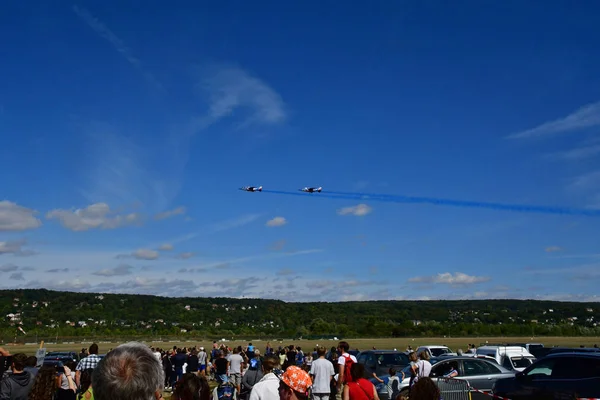 Verneuil sur Seine; Francja - wrzesień 8 2018: Patrouille de Fr — Zdjęcie stockowe