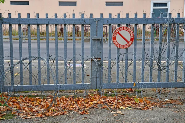 Les Mureaux; França - 8 de maio de 2018: centro da cidade — Fotografia de Stock