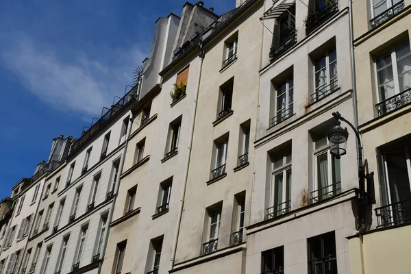 Paris Francja-kwiecień 2 2018: Rue Saint Honore — Zdjęcie stockowe