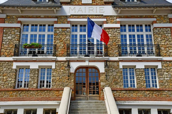 Vernouillet; France - july 2 2018 : the town hall — Stock Photo, Image