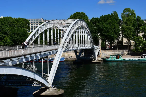 Paris ; France - 5 mai 2017 : Pont aux pieds Debilly — Photo