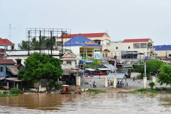 柬埔寨王国-2018年8月19日: 湄公河边附近 — 图库照片
