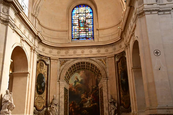 Париж; Франция - 2 апреля 2018 года: церковь Святого Роха — стоковое фото