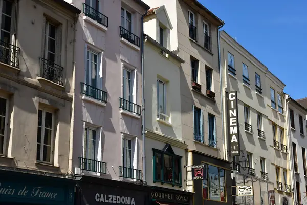 Saint Germain en Laye; France - may 27 2018 : picturesque city c — Stock Photo, Image