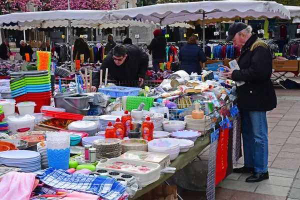 Poissy Frankrijk-april 7 2019: markt — Stockfoto