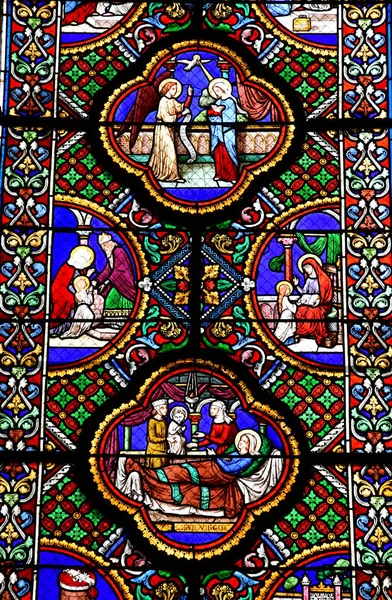 Elbeuf, Francie - 30 března 2017: Notre Dame church — Stock fotografie