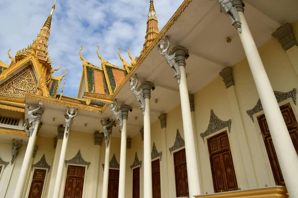 Phnom Penh ; Royaume du Cambodge - 20 août 2018 : Palais Royal — Photo