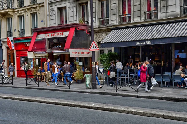 Paris; frankreich - 2. april 2017: rivoli street — Stockfoto