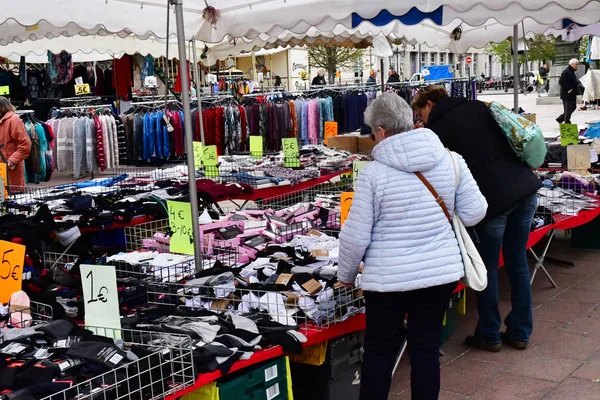 Poissy ; France - 7 avril 2019 : marché — Photo