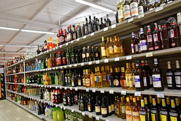 Paris, France - july 9 2018 : supermarket — Stock Photo, Image