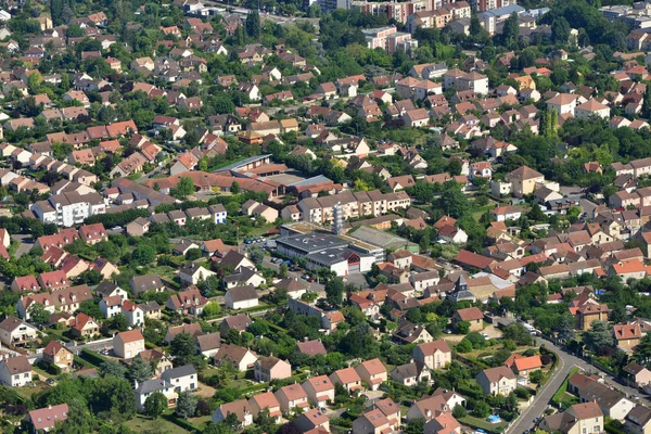 Vernouillet, França - 7 de julho de 2017: imagem aérea da cidade — Fotografia de Stock