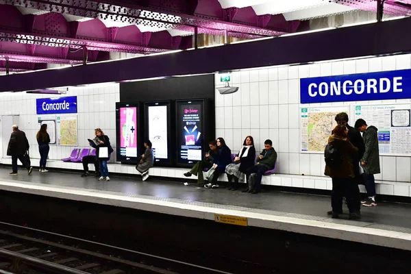 Paris Frankrike-februari 24 2019: Concorde posterar — Stockfoto