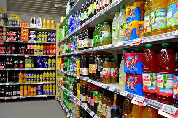 Paris, France - july 9 2018 : supermarket — Stock Photo, Image