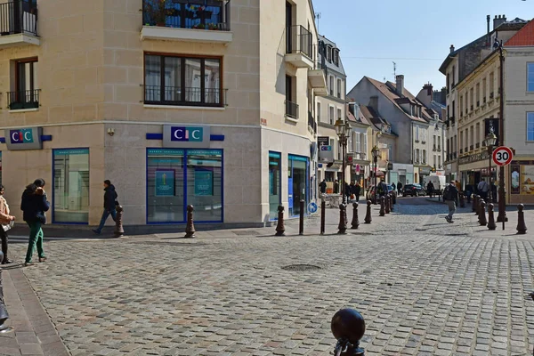 Poissy, Frankreich - 11. April 2019: die malerische Stadt — Stockfoto