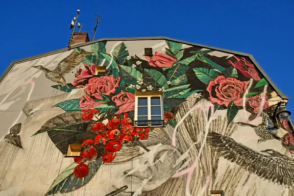 Verneuil sur Seine ; France - mai 2419 : la mairie — Photo