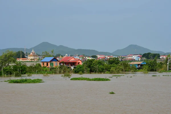 Kampong Chhnang; A Kambodzsai Királyság - augusztus 21-2018: képek — Stock Fotó