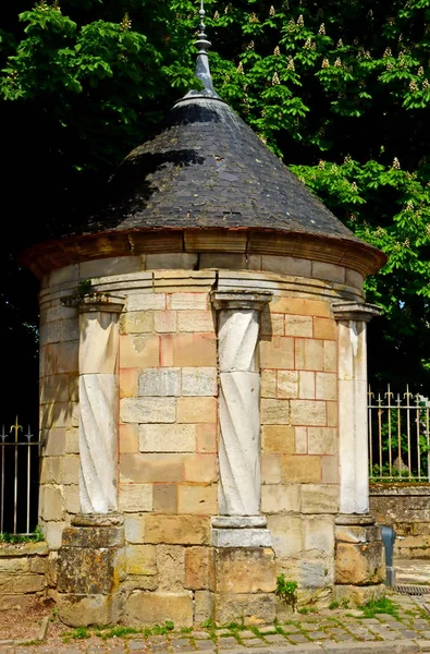 Vigny, Francia - 24 maggio 2019: fontana — Foto Stock