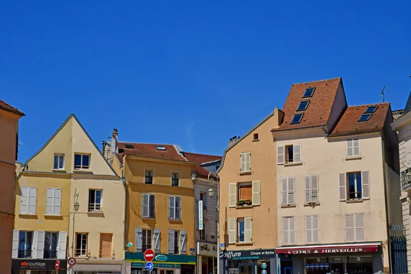 Pontoise, Fransa-Haziran 2 2019: tarihi şehir — Stok fotoğraf