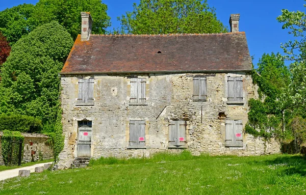 Villarceaux, France - 15 mai 2019 : château historique — Photo
