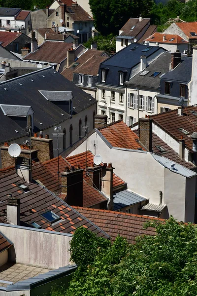 Pontoise , France - june 2 2019 : historical city — Stock Photo, Image