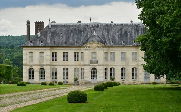 Villarceaux, Frankrijk-9 2019 juni: historisch kasteel — Stockfoto