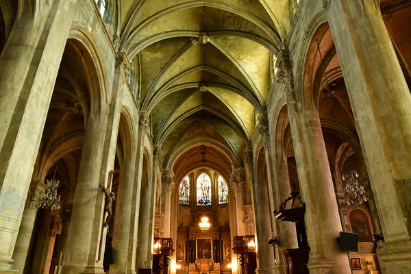 Pontoise, Francia - 2 de junio de 2019: Catedral de San Maclou — Foto de Stock