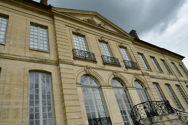 Villarceaux, França - 9 de junho de 2019: castelo histórico — Fotografia de Stock