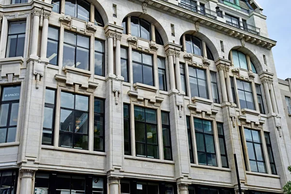 Londres, Inglaterra - 8 de mayo de 2019: tienda en Oxford street — Foto de Stock