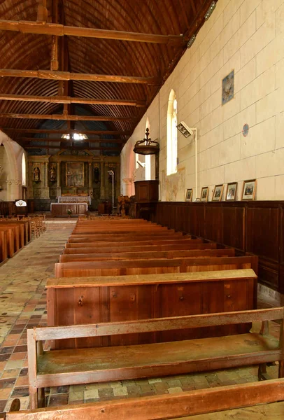 Villiers sur Loir; Francja - 30 czerwca 2019: Kościół św. Hilaire 'a — Zdjęcie stockowe