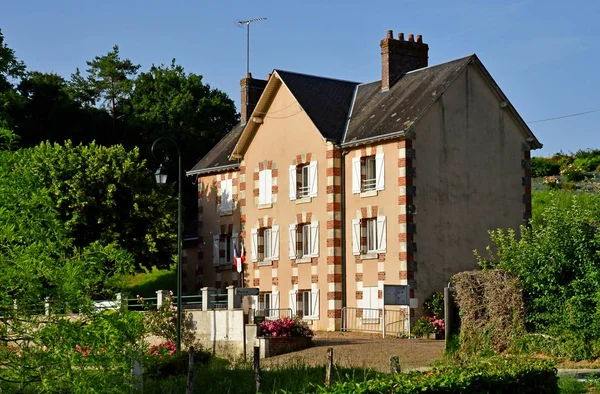 Sasnieres; Frankrijk-juni 30 2019: dorp van Sasnieres — Stockfoto