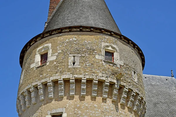 Fougeres sur Bievre; Franciaország - 2019. június 30.: középkori vár — Stock Fotó
