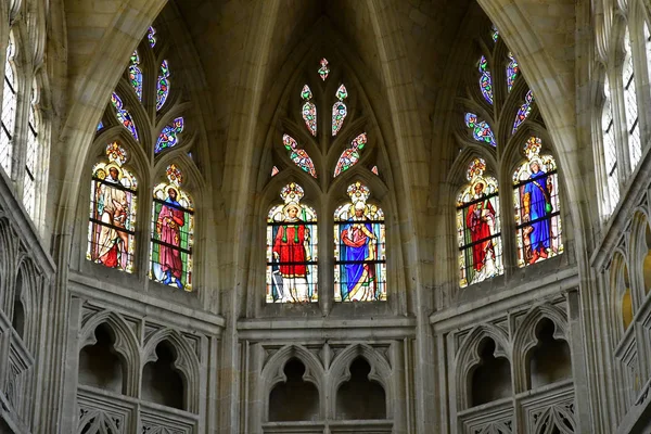 Montoire sur le Loir; Francia - 30 de junio de 2019: Iglesia de San Lorenzo —  Fotos de Stock