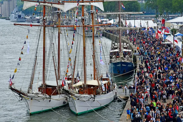 Rouen, França - 10 de junho de 2019: a Armada de Rouen — Fotografia de Stock